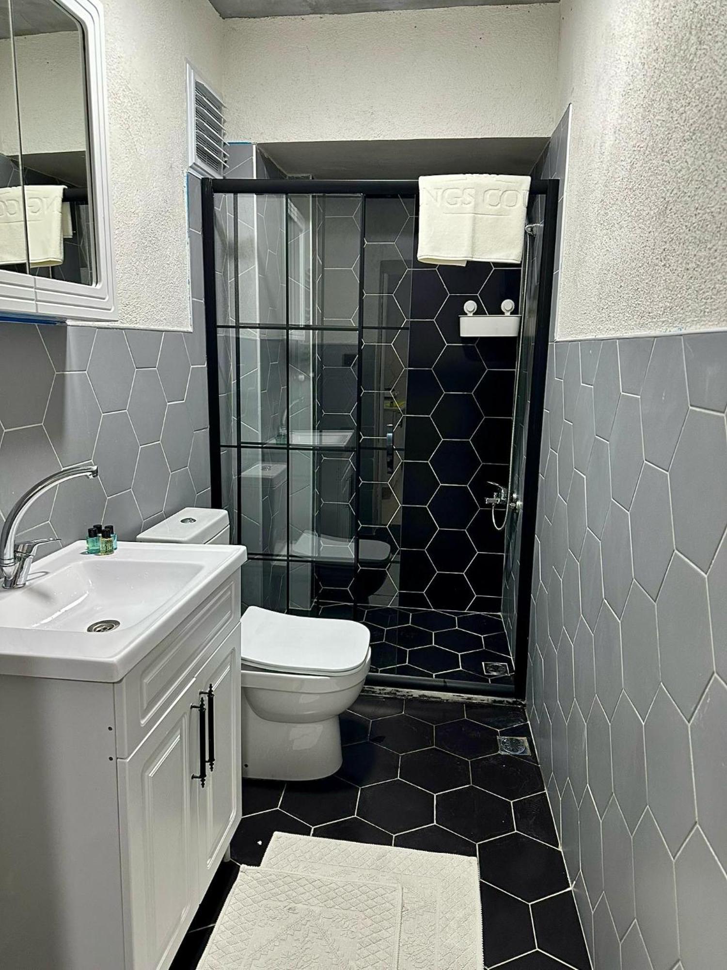 Ortakoey Tiny One Hotell Istanbul Exteriör bild