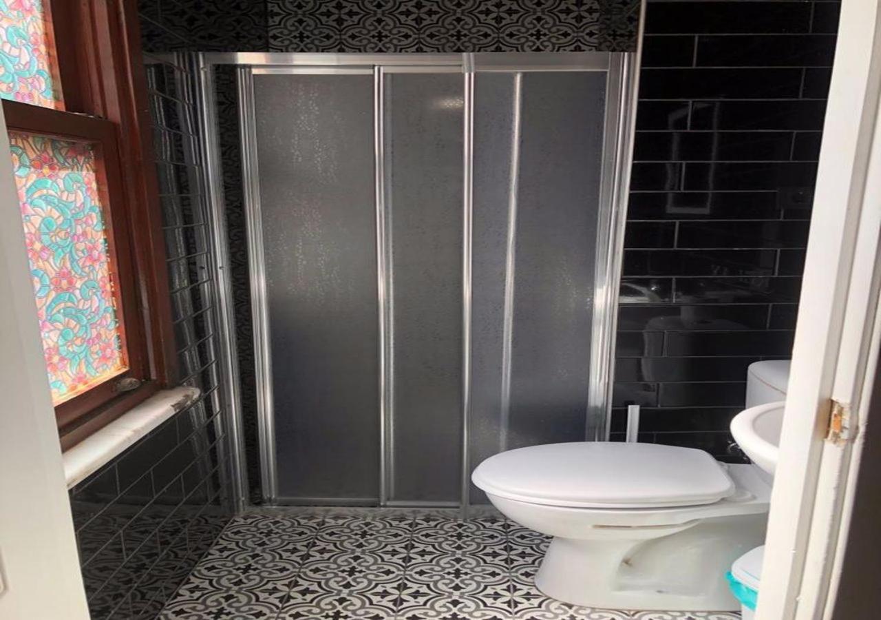 Ortakoey Tiny One Hotell Istanbul Exteriör bild