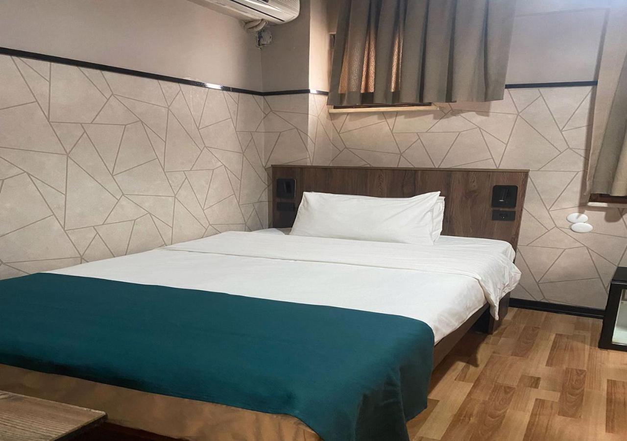 Ortakoey Tiny One Hotell Istanbul Exteriör bild