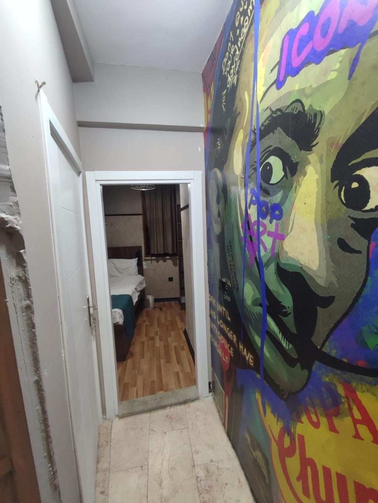 Ortakoey Tiny One Hotell Istanbul Exteriör bild